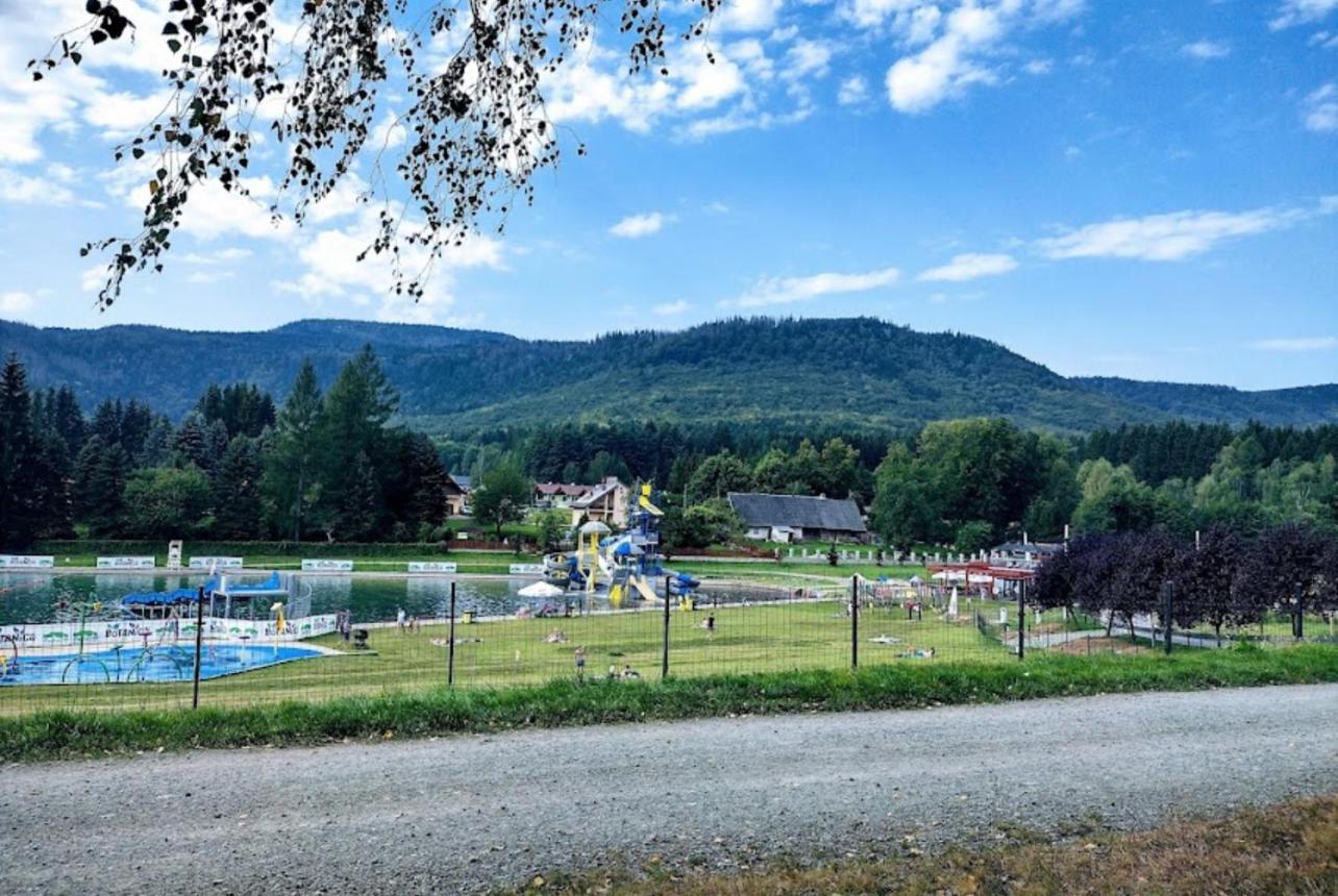 Stolove Chatki Radków Exterior foto